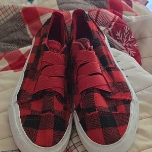 Plaid Red and Black Women's Flats